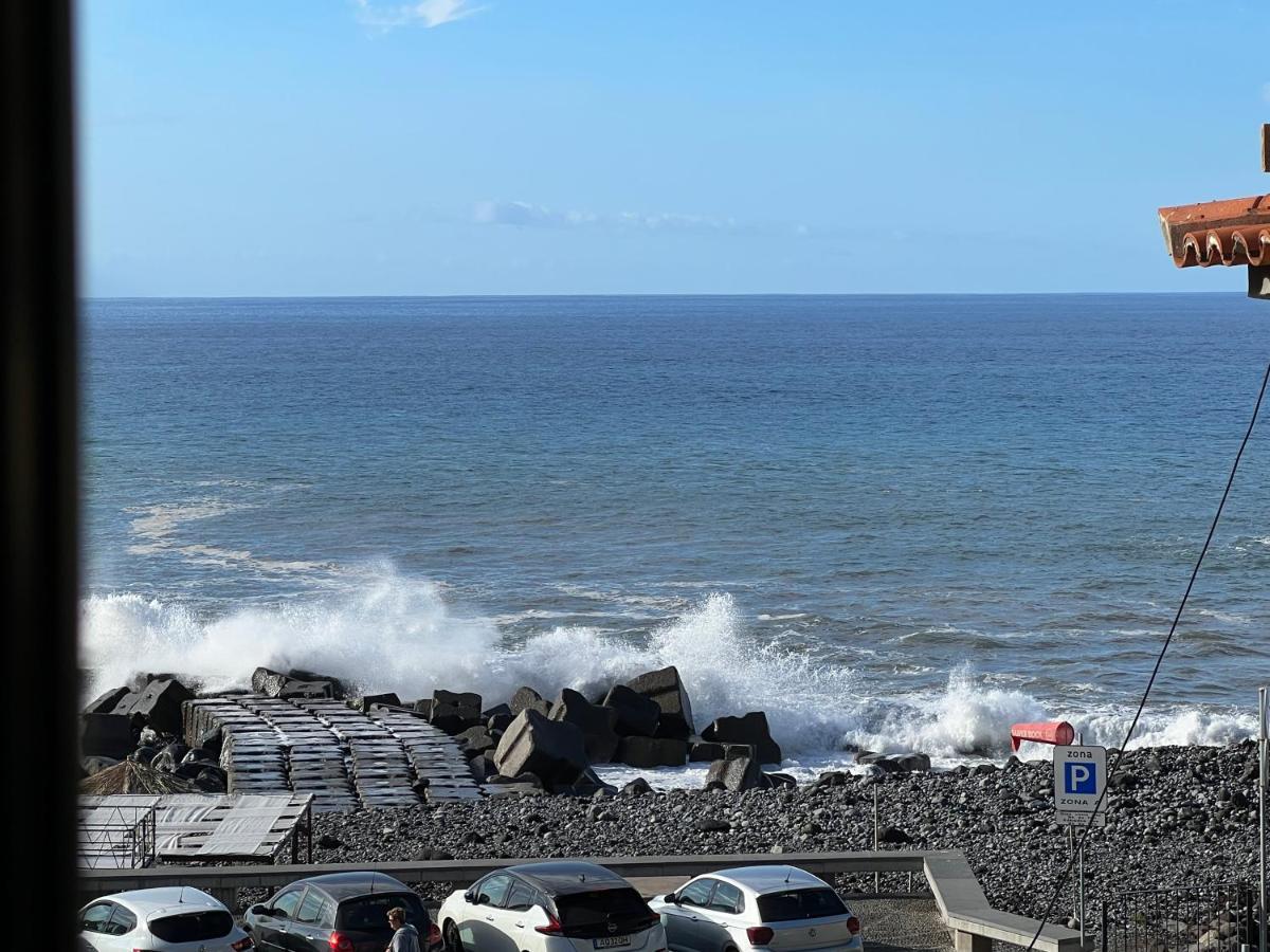 Sol Apt Beachfront Duplex Ponta do Sol  Buitenkant foto